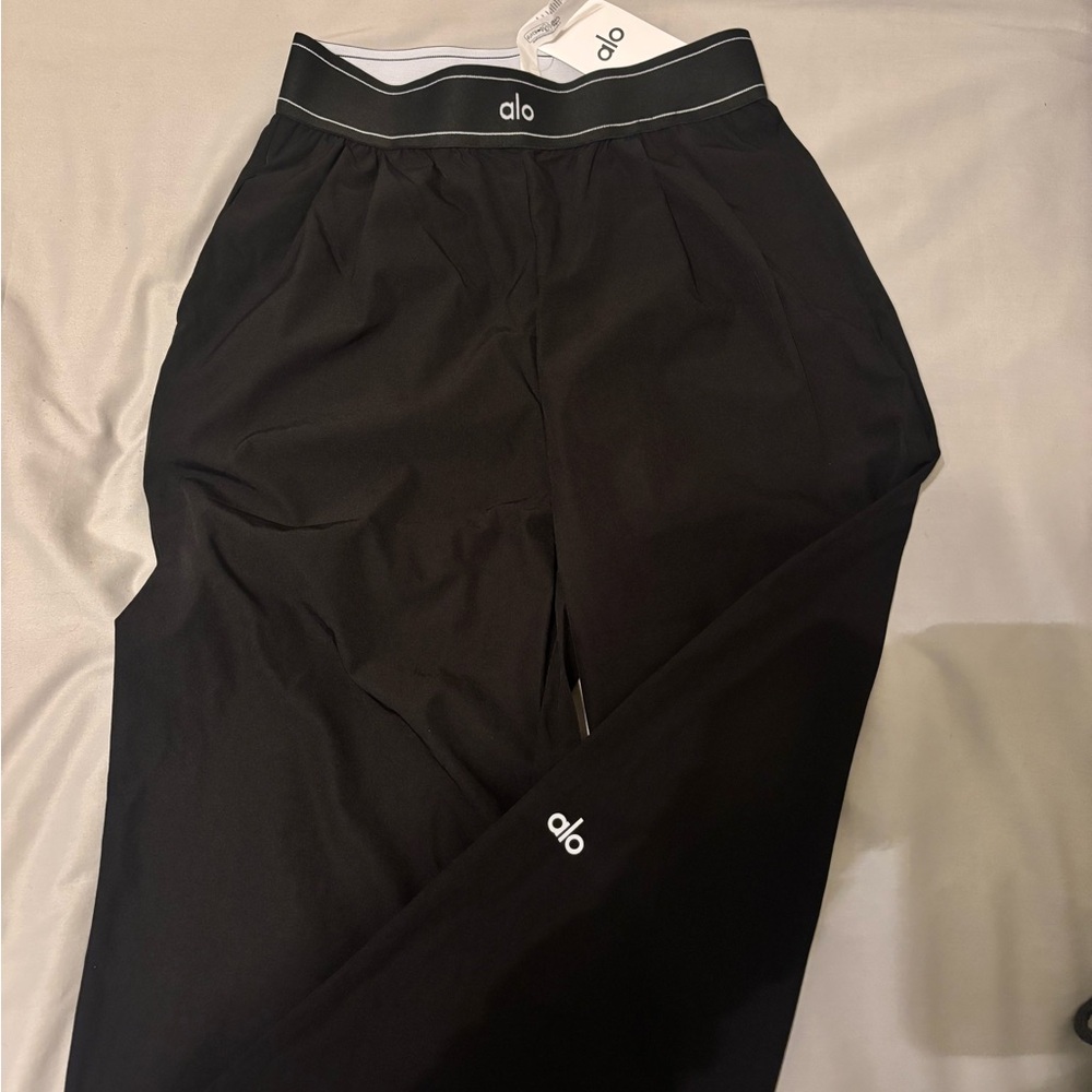 ALO Yoga Black Women's Trousers